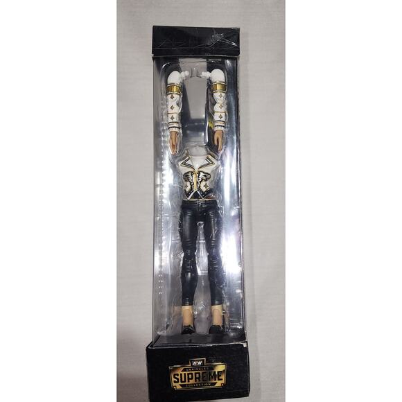 DR. Britt baker AEW Unrivaled supreme collection - Picture 6 of 7